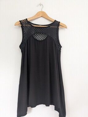 Storm Los Angeles Tunic Tank Size Medium Black Mesh Accent Sleeveless Summer